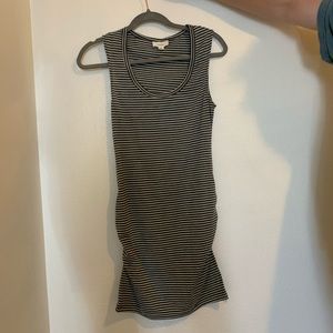 En Creme Side Ruched Dress Size Small